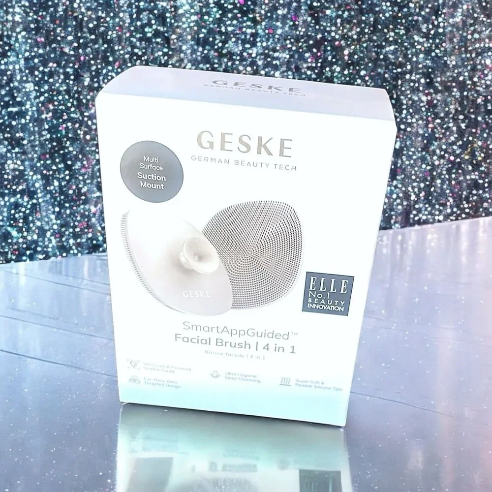 GESKE Facial Brush SmartAppGuided 4 in 1 Facial Brush in Starlight New in Box